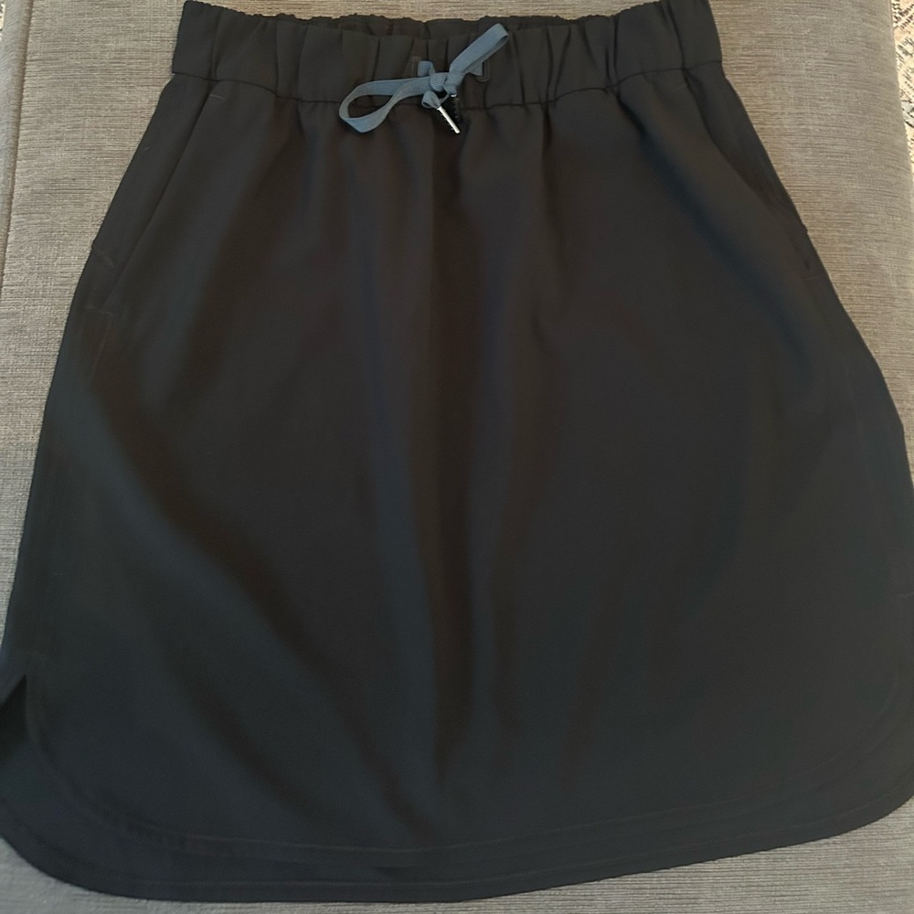 Lululemon Athletica Black on the Fly Skirt for Casual Wear size 8 - Picture 9 of 10